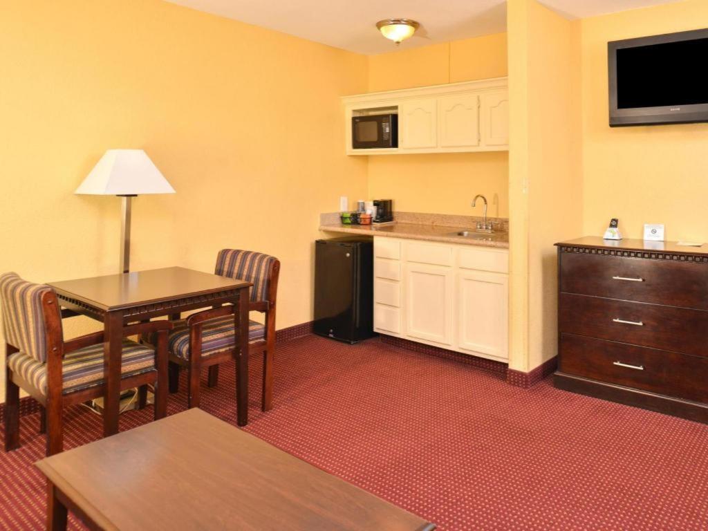 Americas Best Value Inn Winnsboro, La Екстер'єр фото