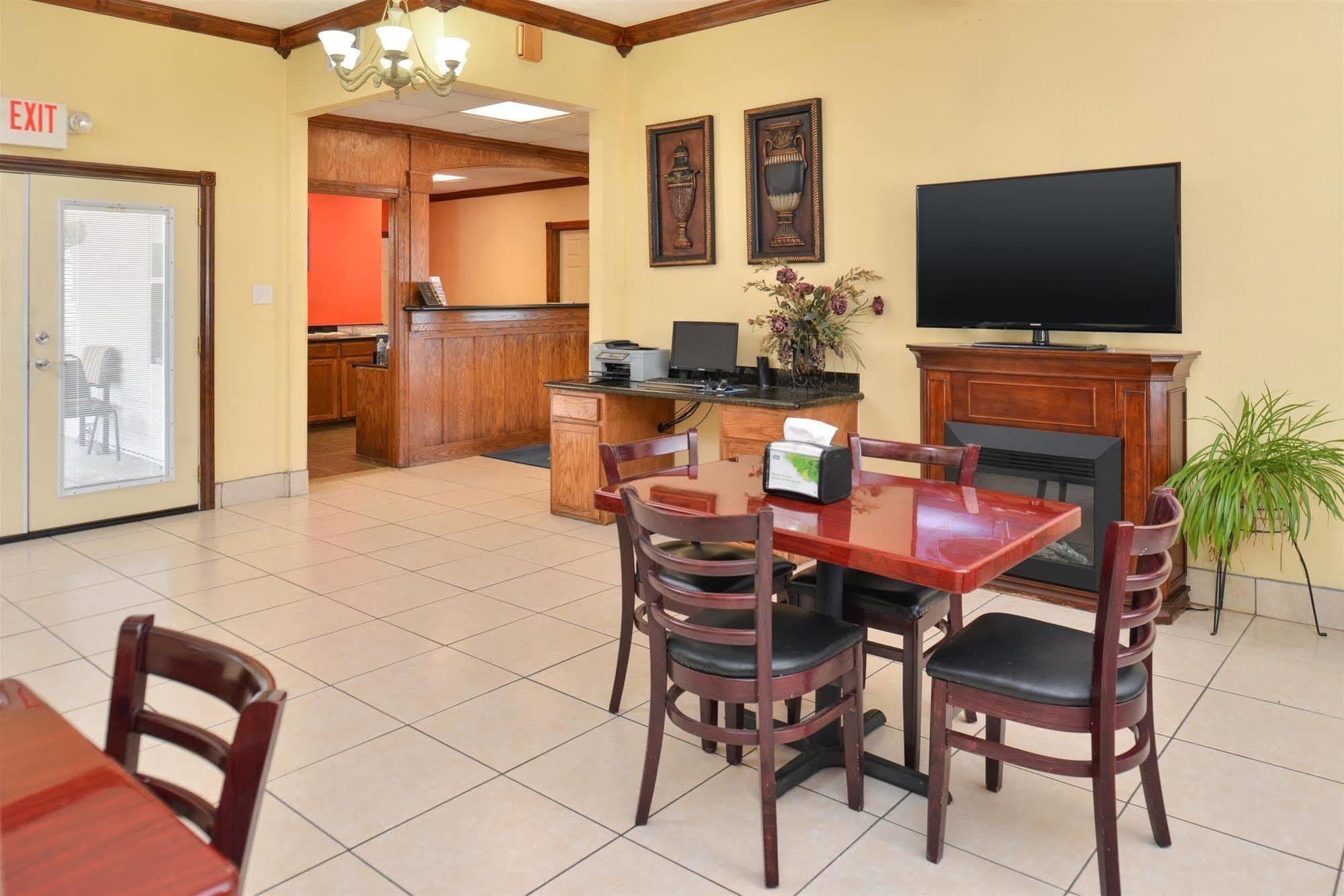 Americas Best Value Inn Winnsboro, La Екстер'єр фото