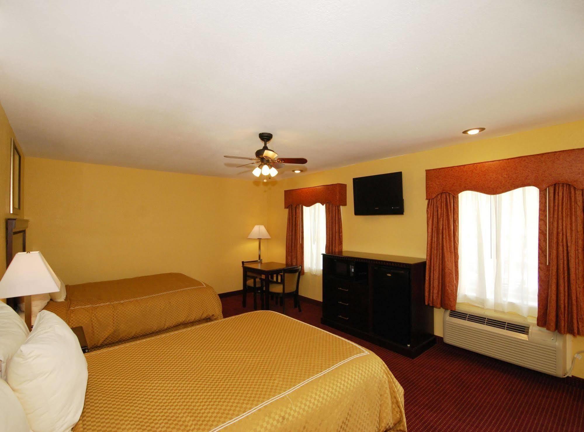 Americas Best Value Inn Winnsboro, La Екстер'єр фото