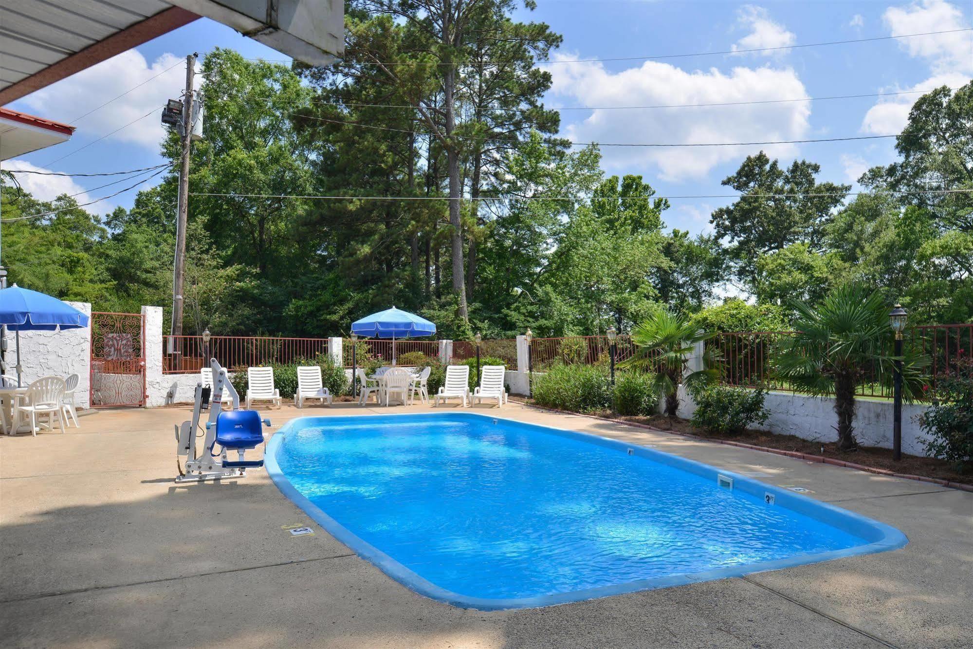 Americas Best Value Inn Winnsboro, La Екстер'єр фото